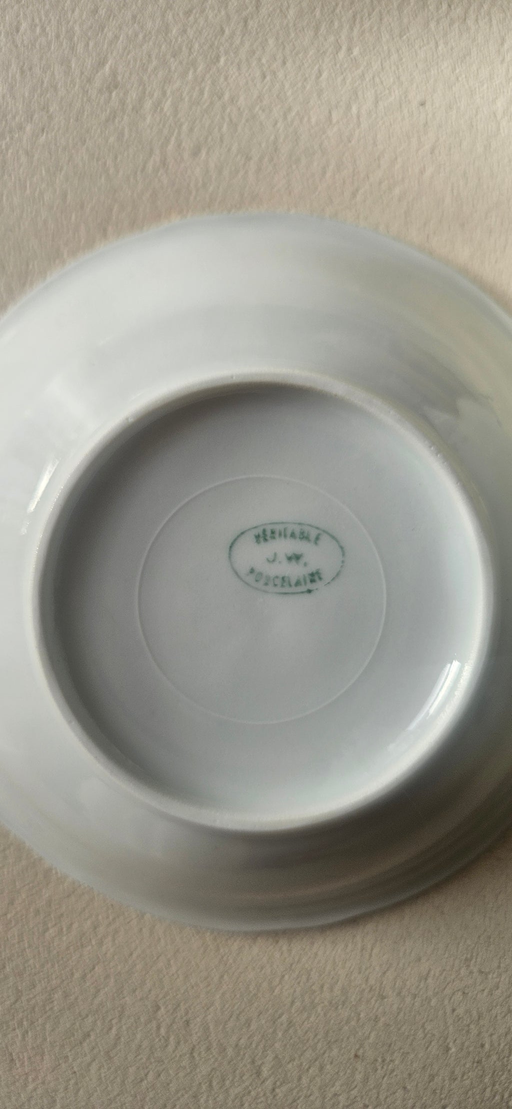 Service porcelaine 8 coupelles + plat
