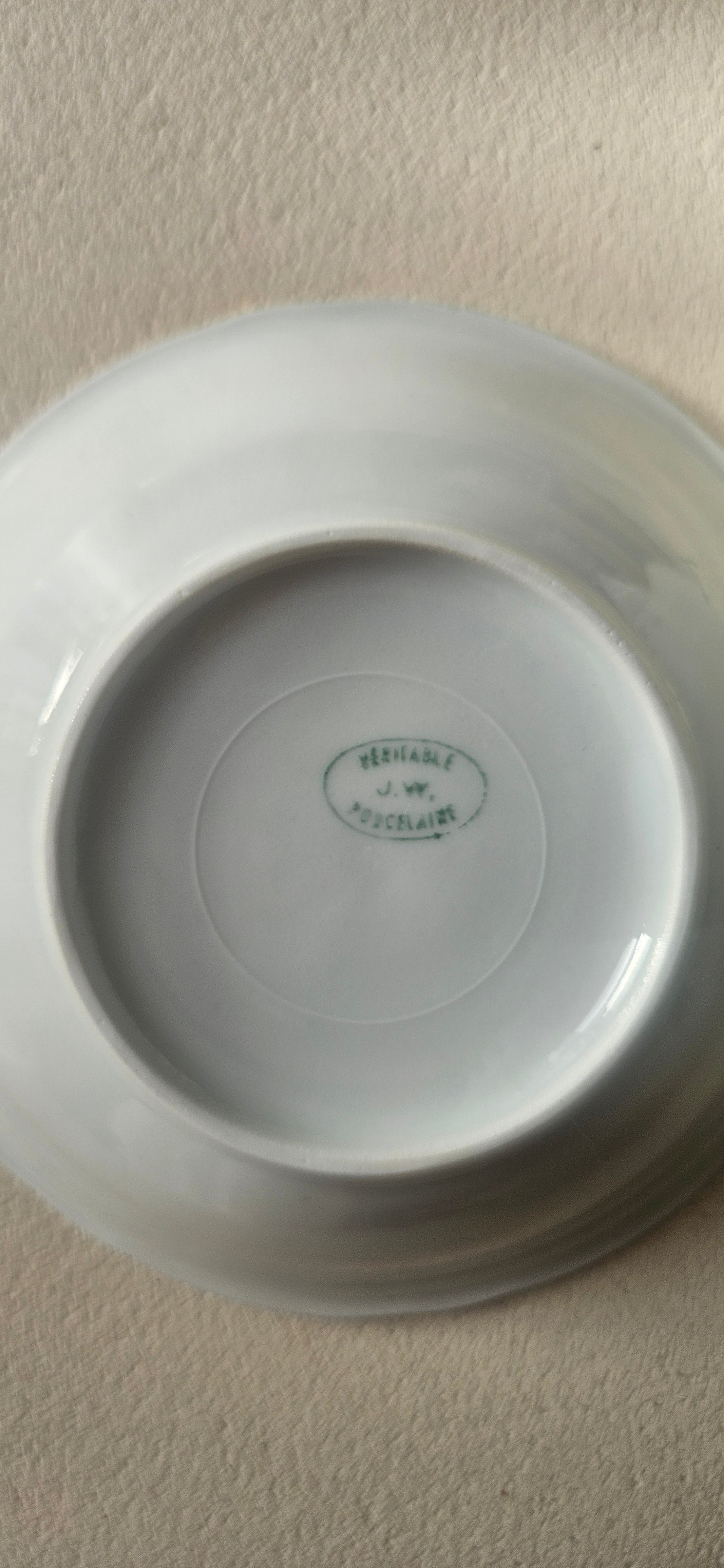 Service porcelaine 8 coupelles + plat