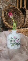 Petit vase en porcelaine ROSE