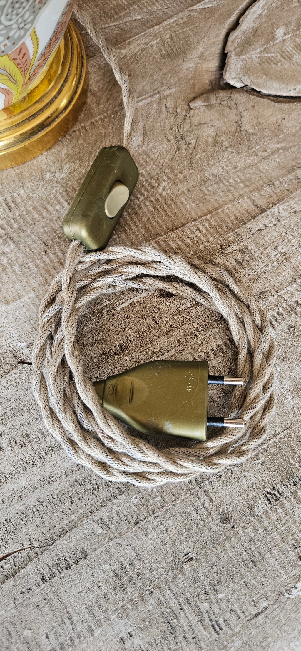 Lampe vintage avec abat-jour à franges -