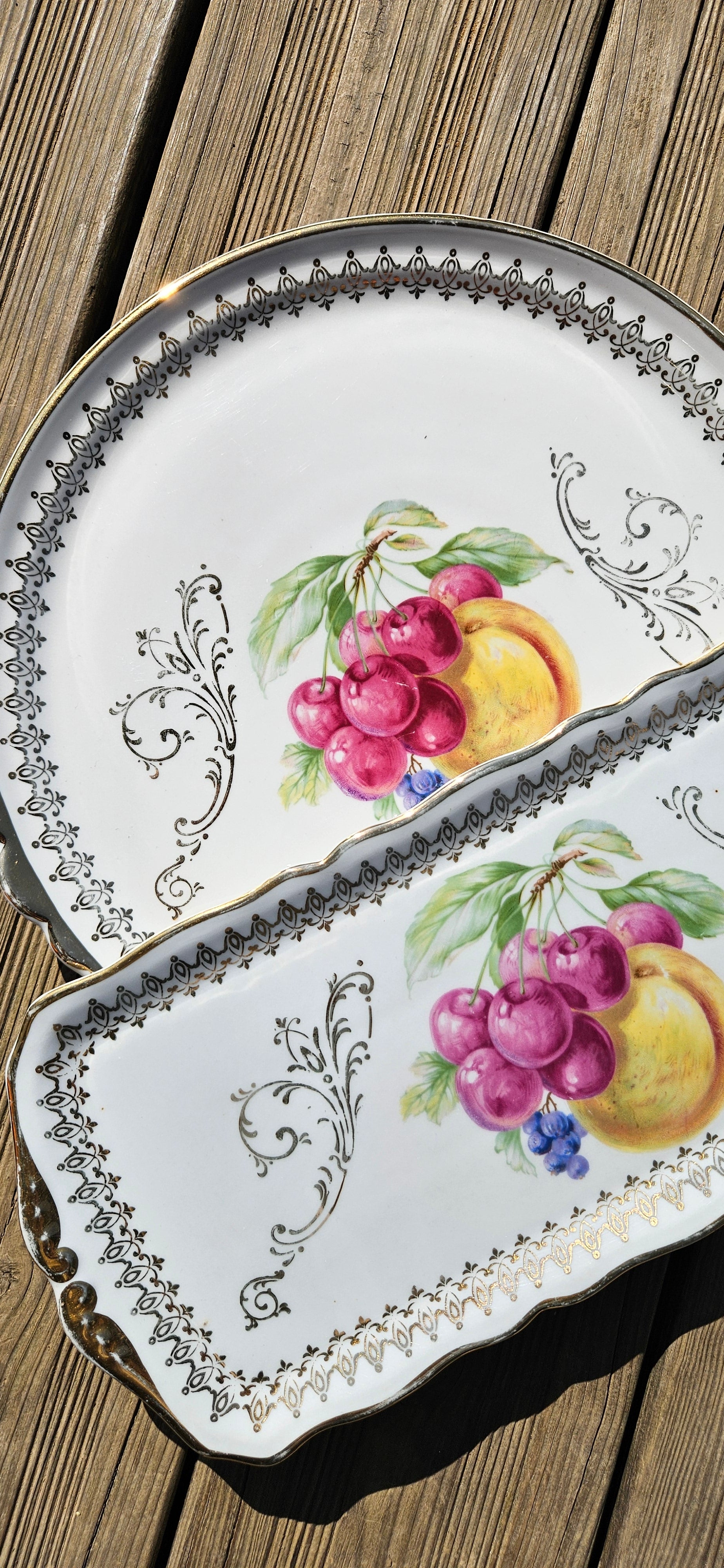 Duo de plats en faïence
