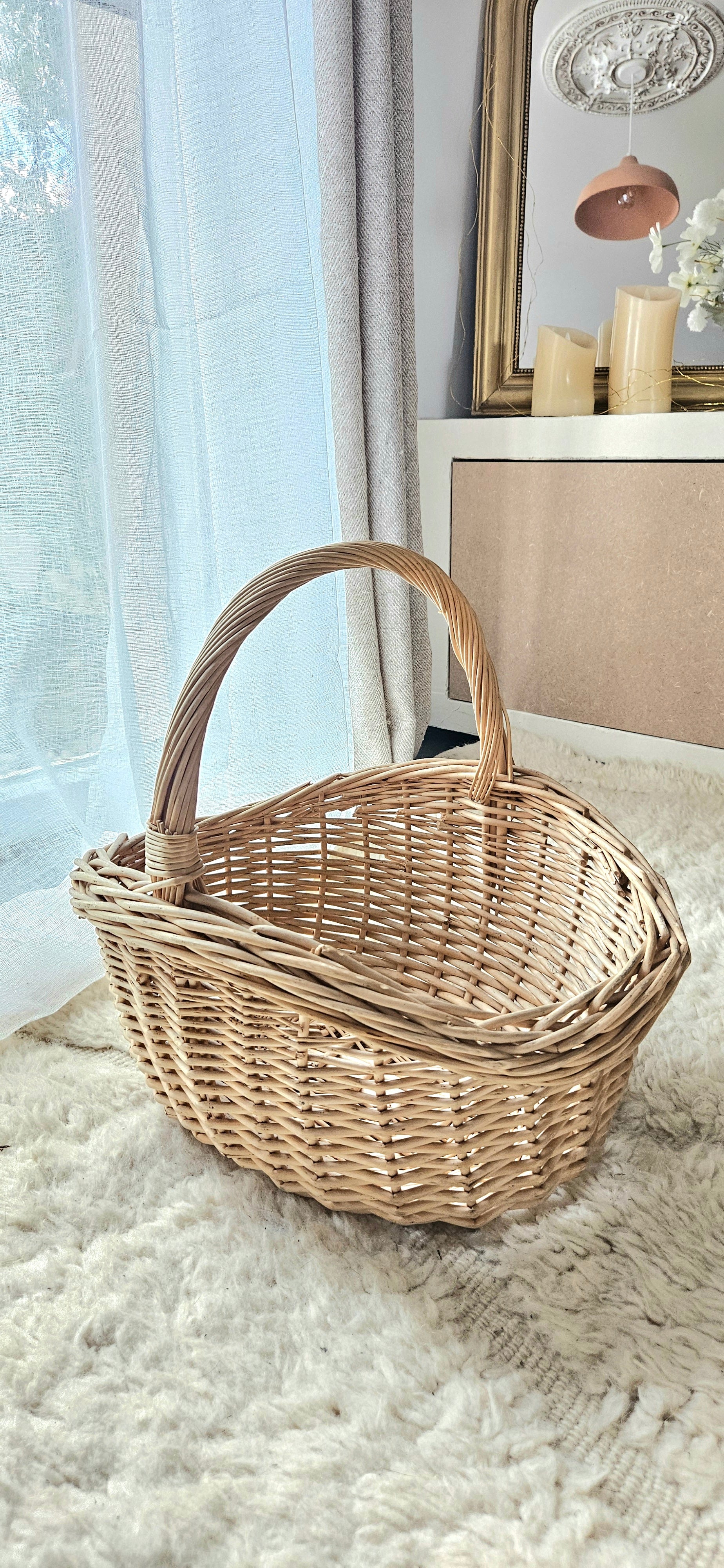 Panier ancien en osier – anse haute – ROSALIE