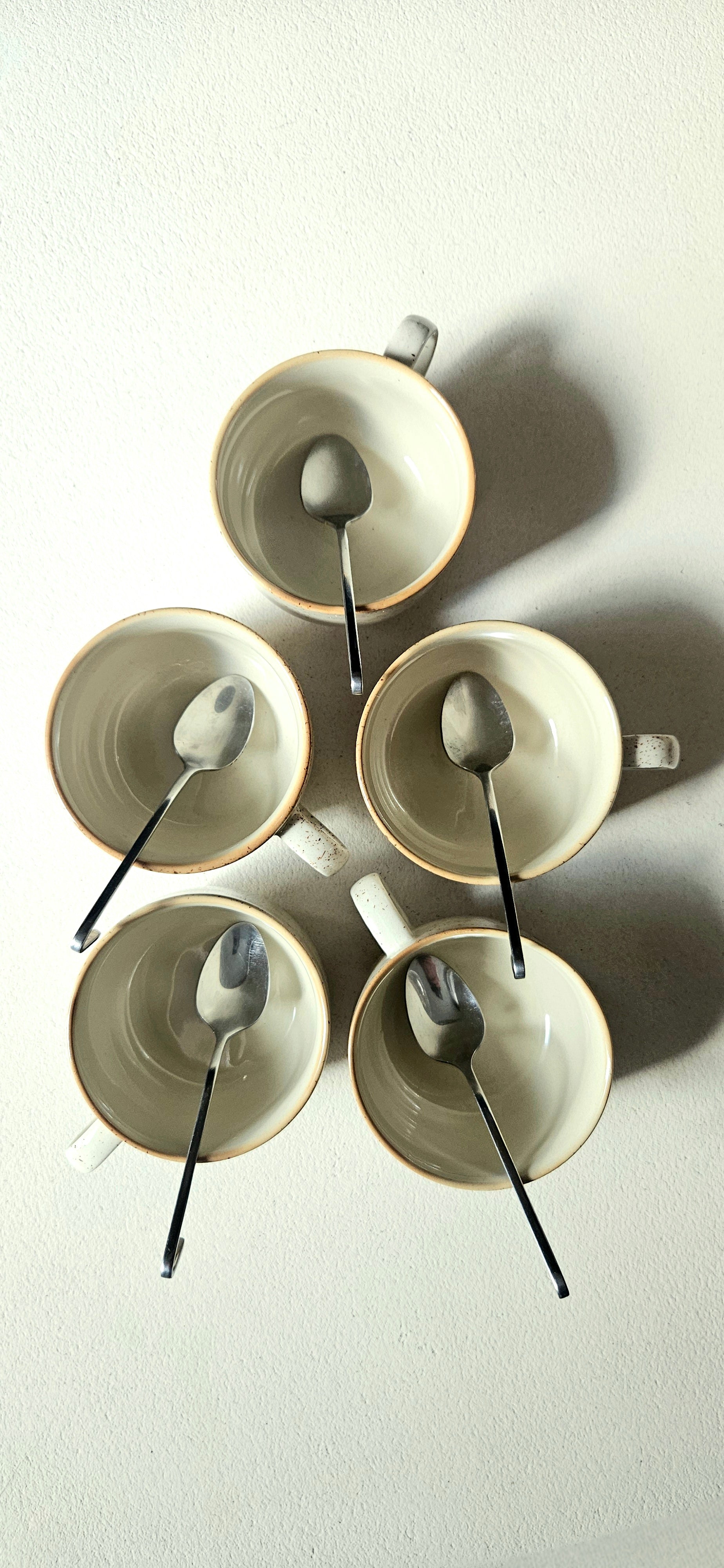 Lot de 5 tasses vintage en grès – Pologne (Tułowice)