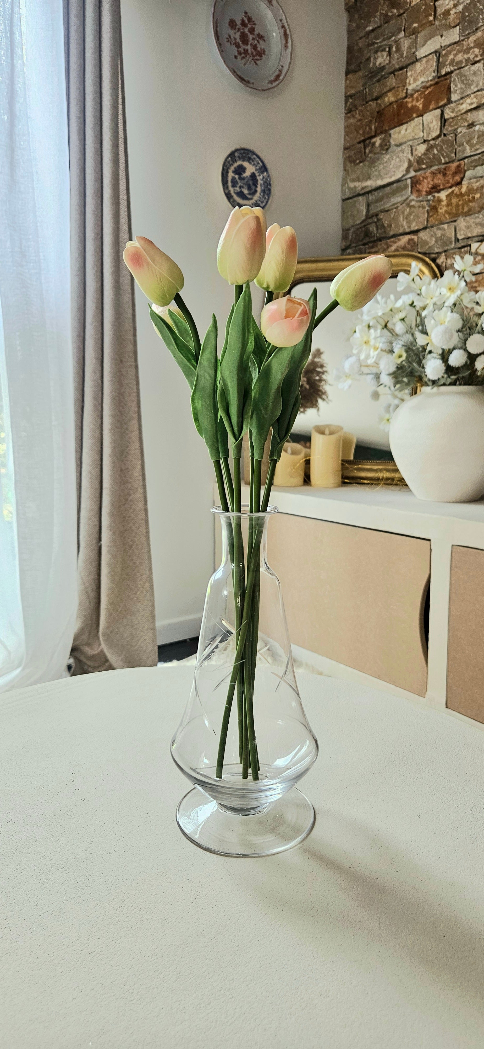 Carafe ou Vase vintage en verre gravé étoile