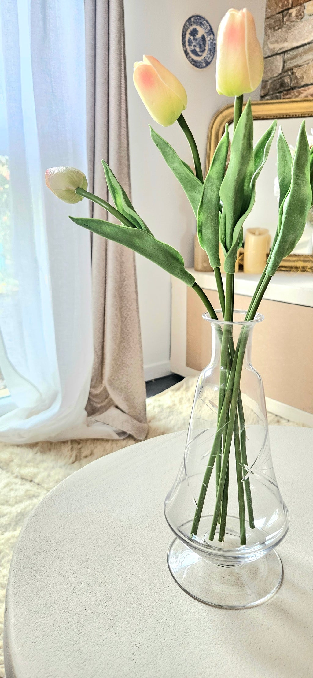Carafe ou Vase vintage en verre gravé étoile