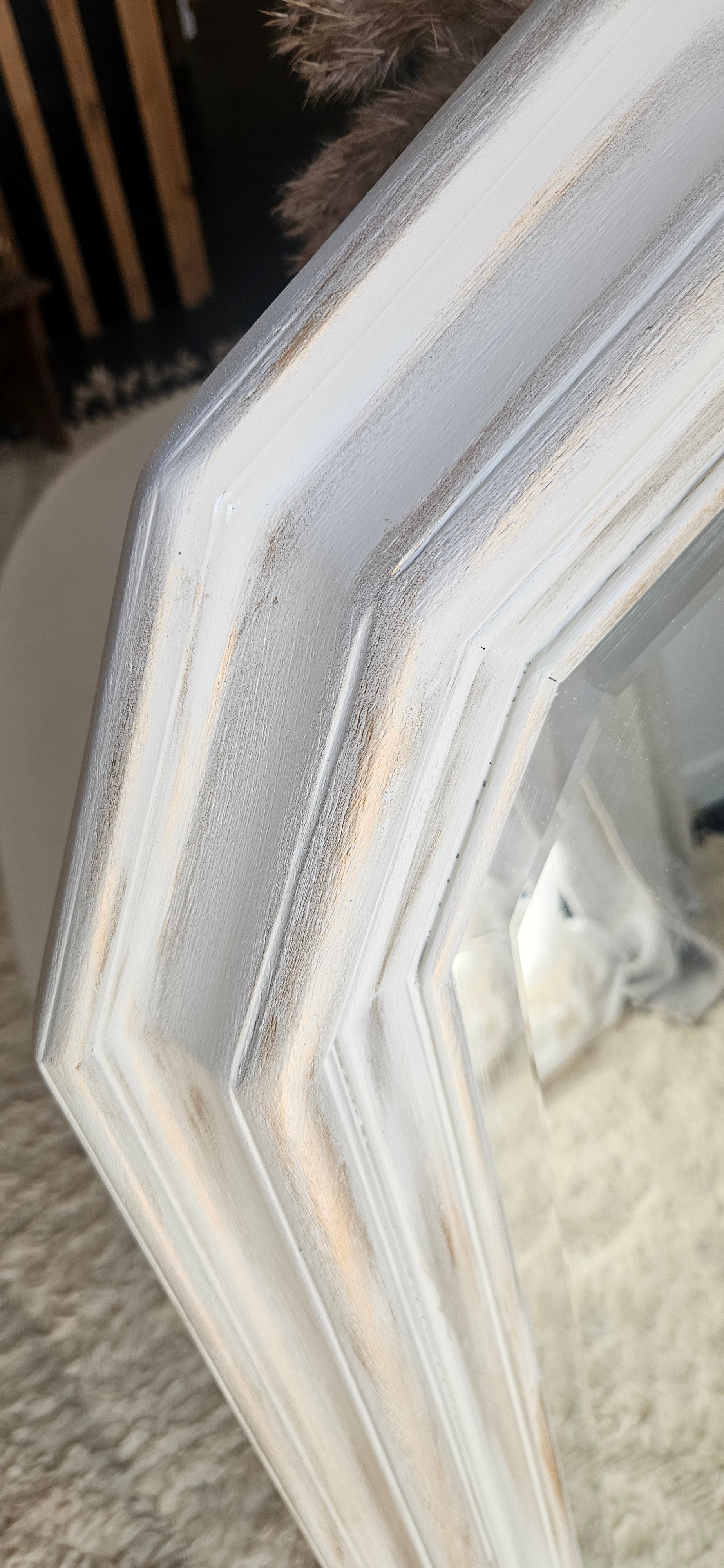 Ancien miroir arche biseauté patiné blanc – 88 x 69 cm