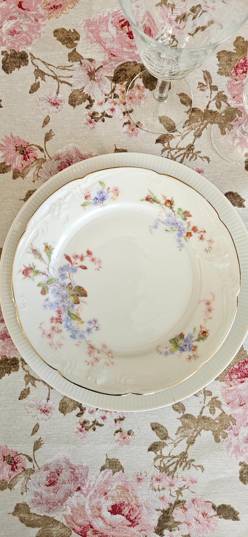 Assiette à dessert : porcelaine vintage fleurie – à l’unité