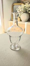 Carafe vintage verre gravé fleurs – élégante