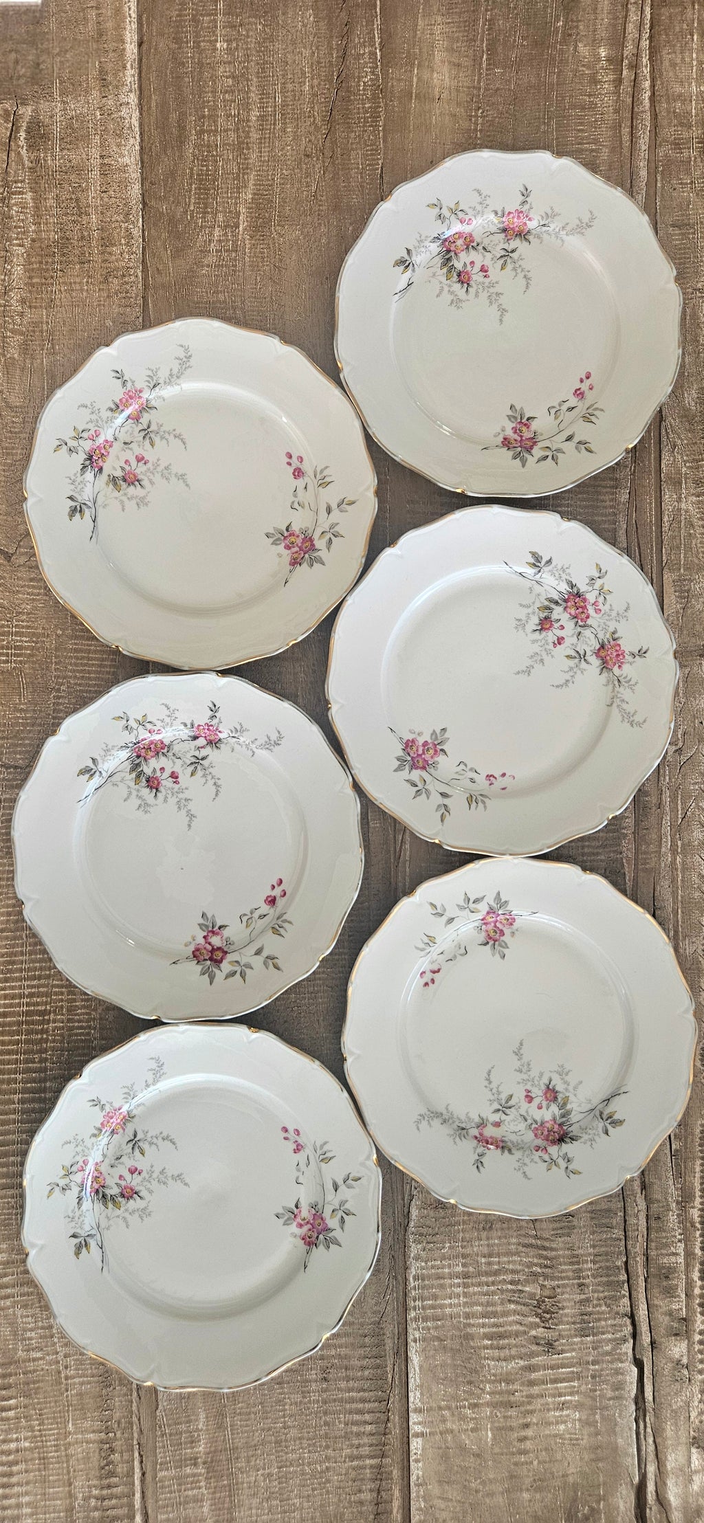 Assiette à dessert en porcelaine française fleurs roses – vendue à l’unité