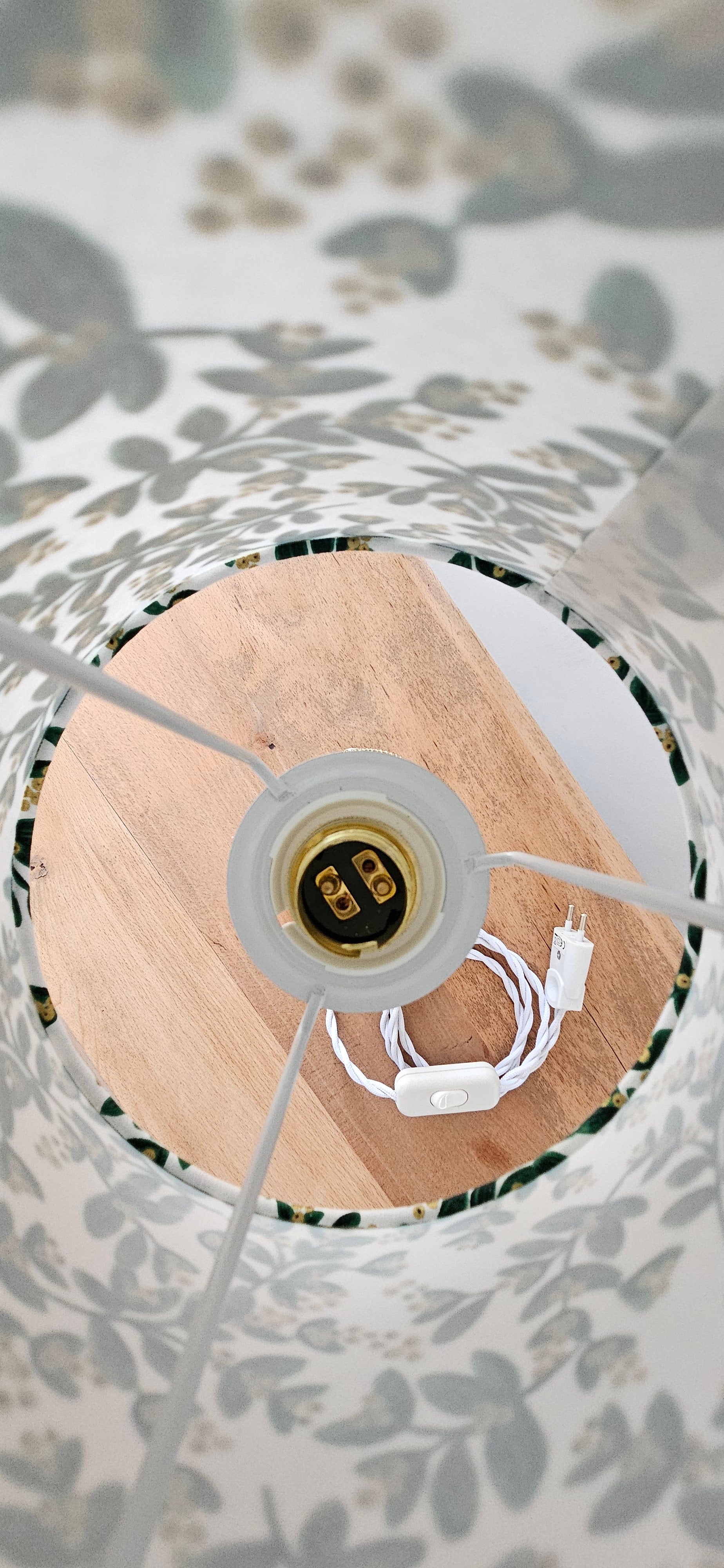 LAMPE VINTAGE RELOOKÉE – PIÈCE UNIQUE
