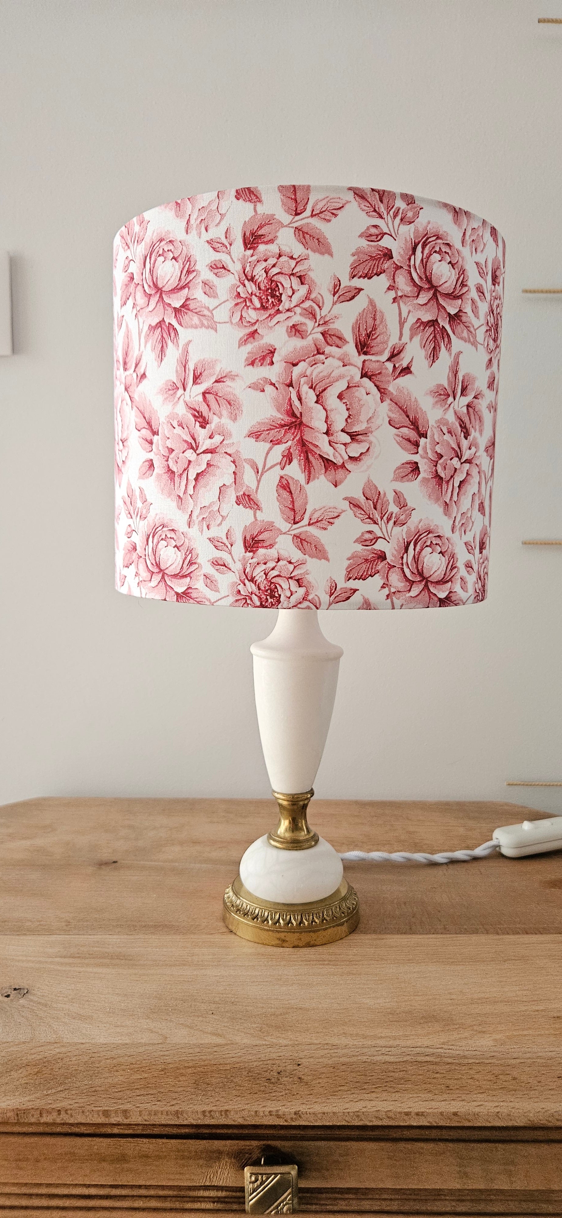 Lampe vintage fleurie rose & albâtre