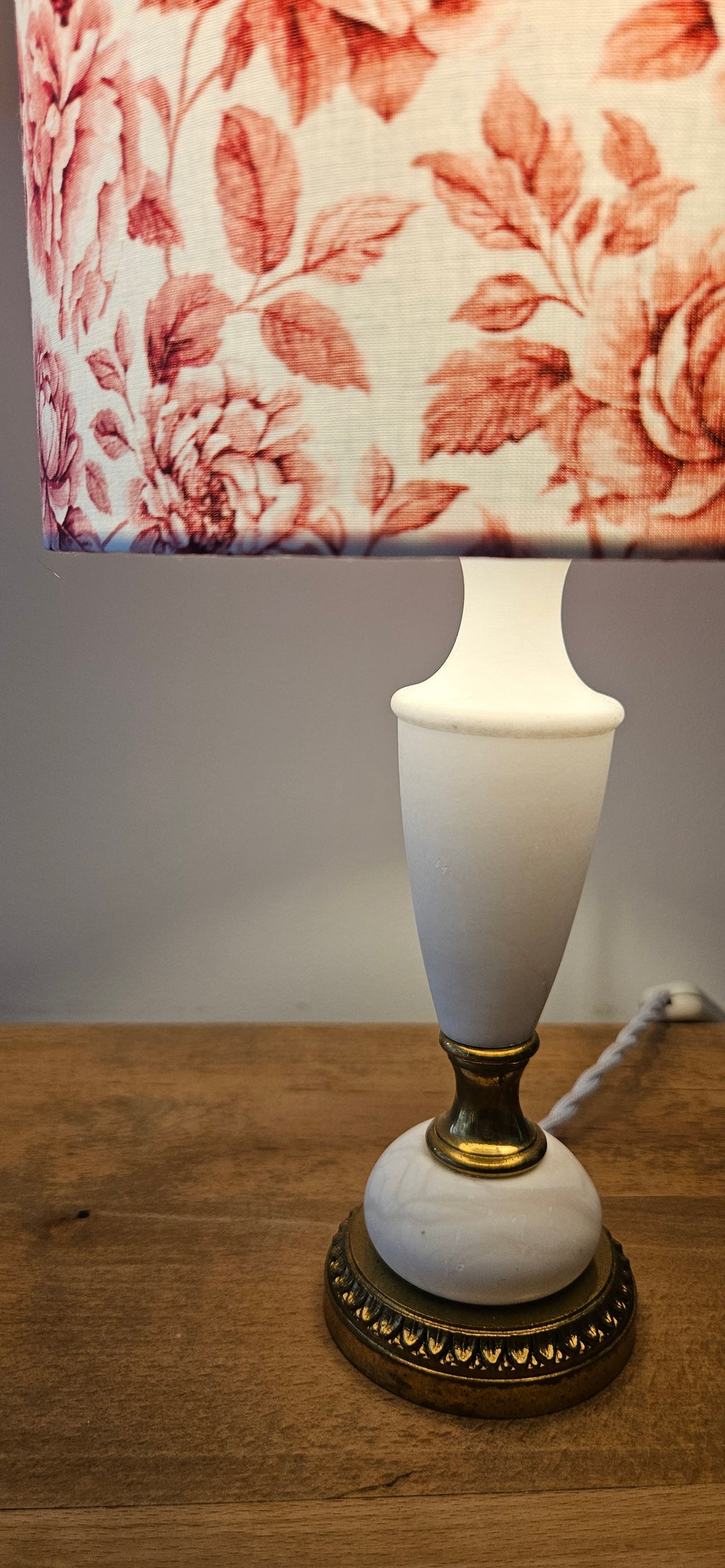 Lampe vintage fleurie rose & albâtre