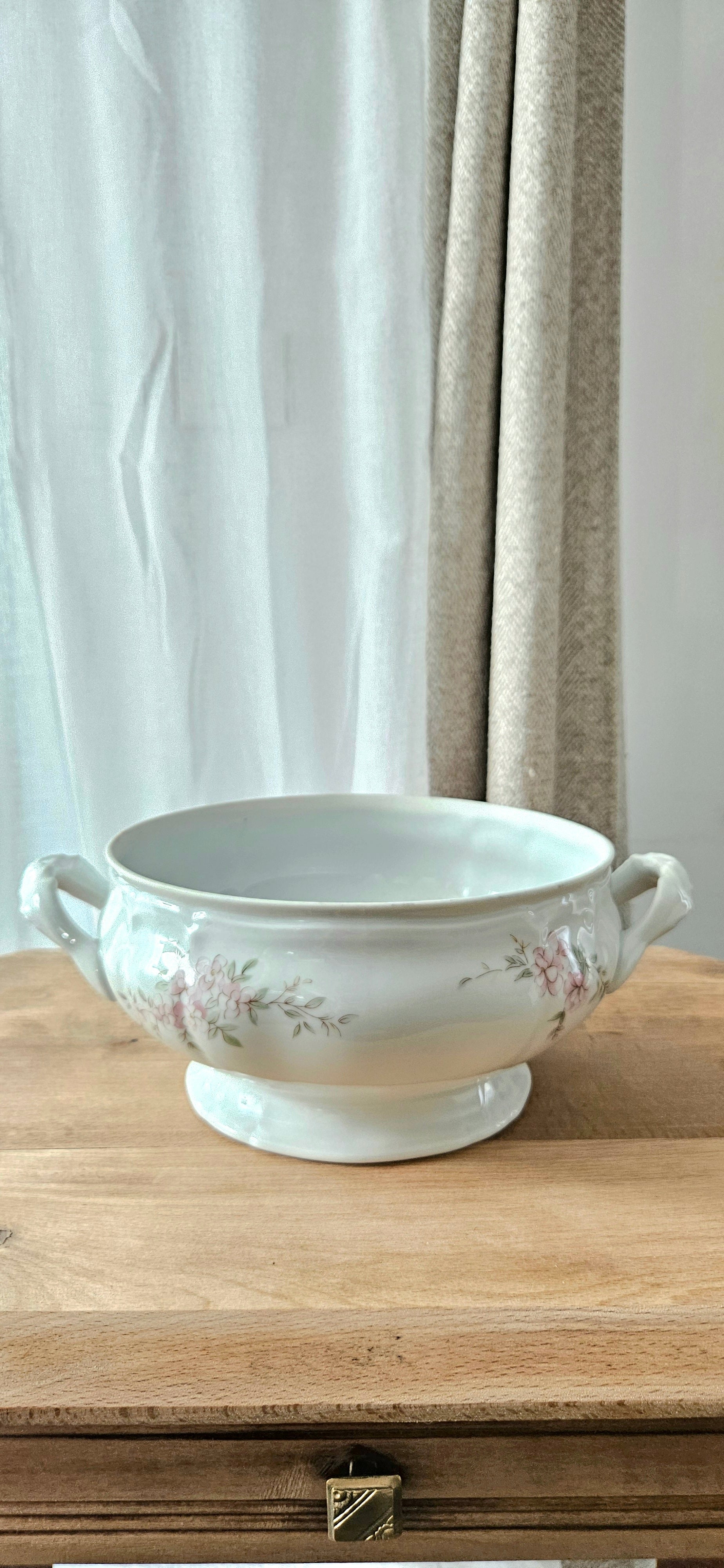 Soupière vintage Limoges Union Limousine – porcelaine française fleurie