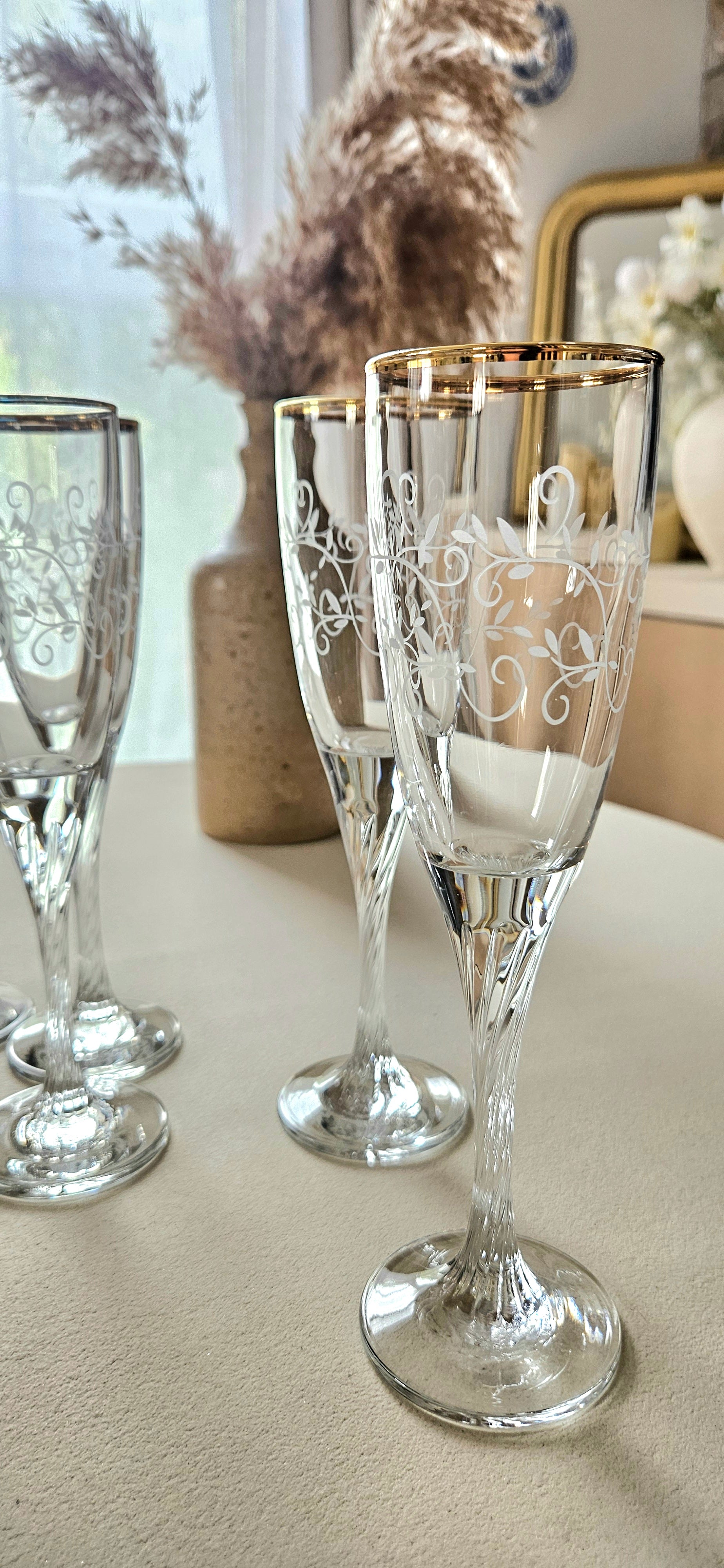 Lot de 6 flûtes à champagne vintage 21 cm – Verre décor floral blanc et liseré doré