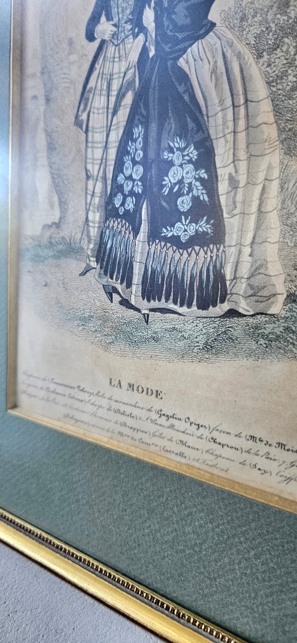 Charmante paire de gravures de mode françaises anciennes