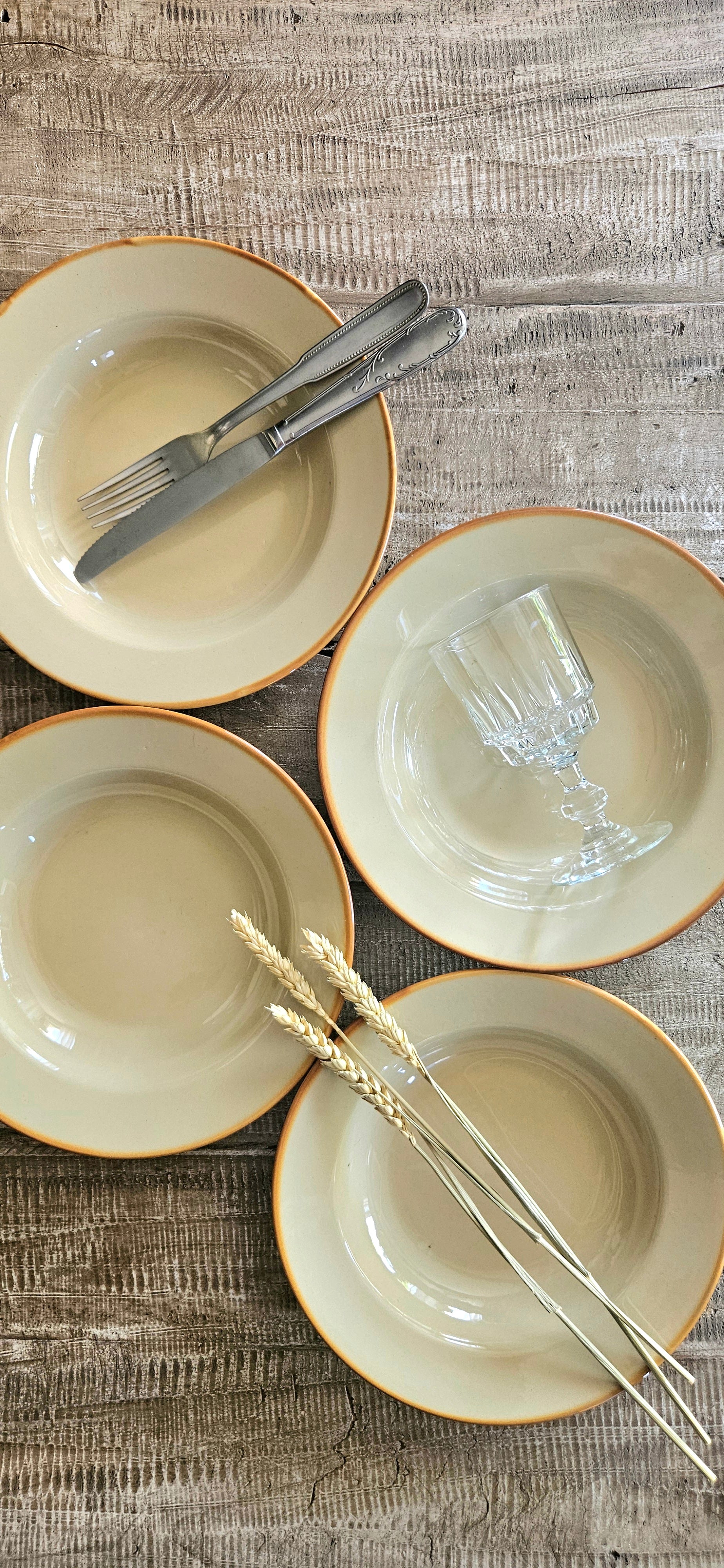Lot 4 assiettes creuses vintage Tulowice