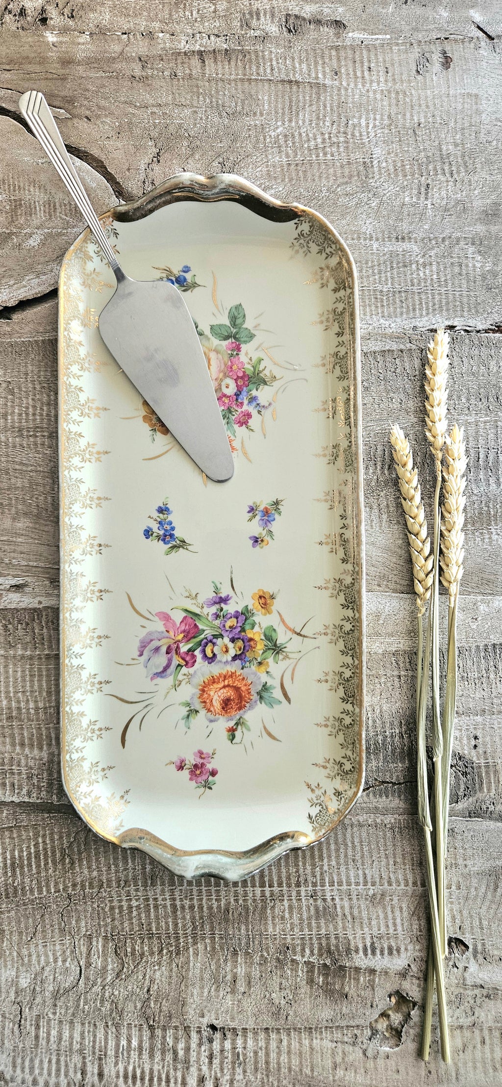 Plat à cake ancien - porcelaine