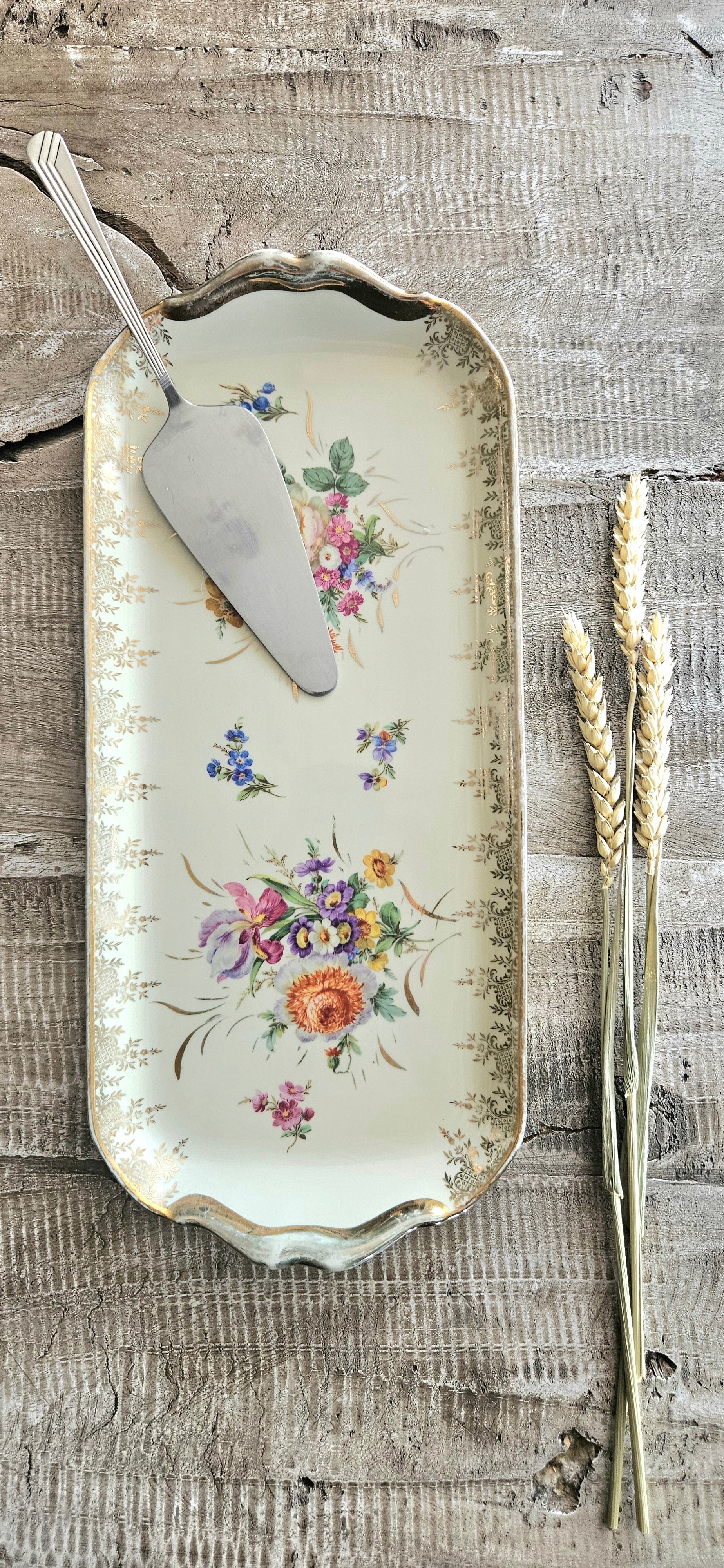 Plat à cake ancien - porcelaine