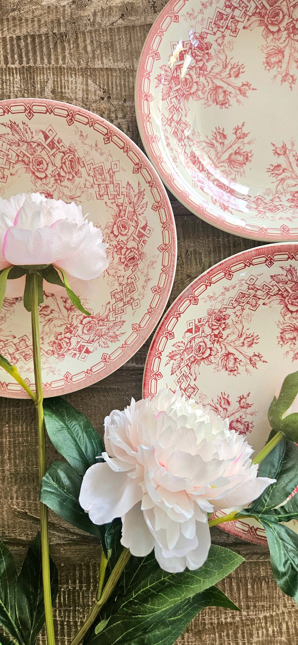 Lot de 4 assiettes creuses vintage Sarreguemines roses