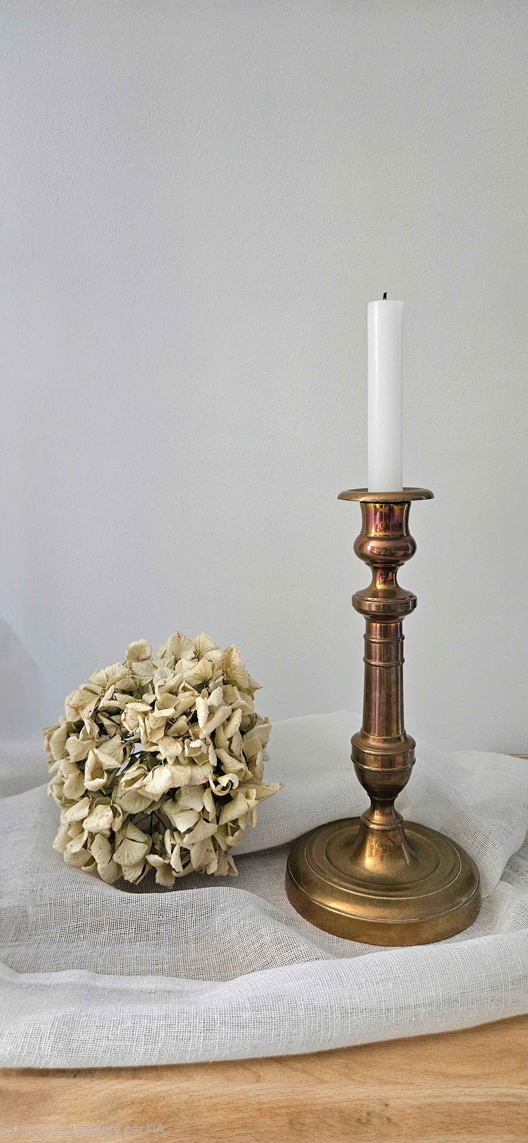 Bougeoir ancien en laiton 26 cm