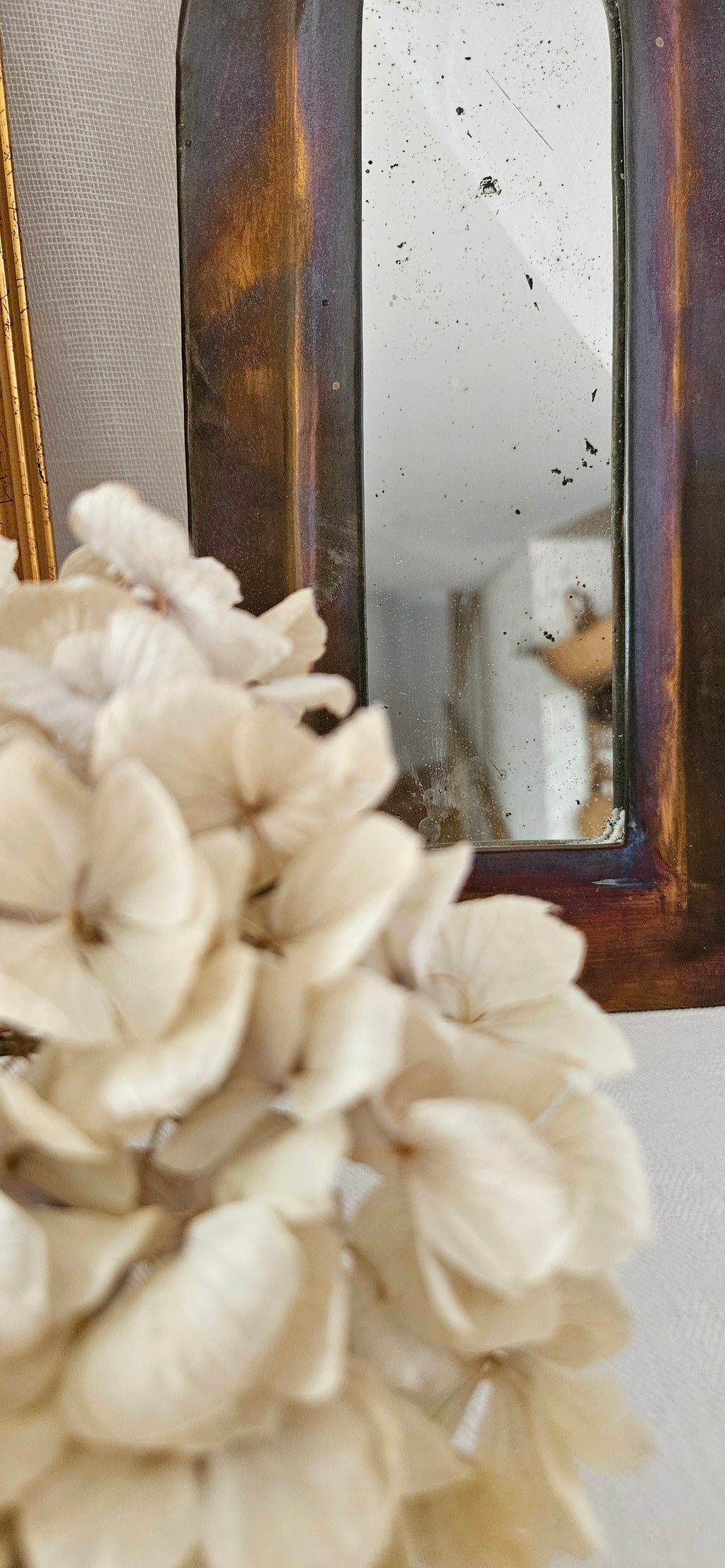 Petit miroir ancien forme arche - laiton