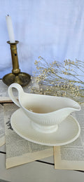 Saucière ancienne Wedgwood Edme avec son dormant