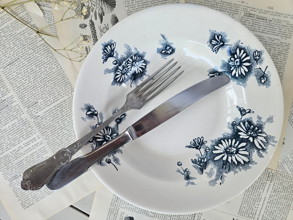 Assiette creuse Faïencerie Nouvelle Givors modèle Marguerite – Terre de fer
