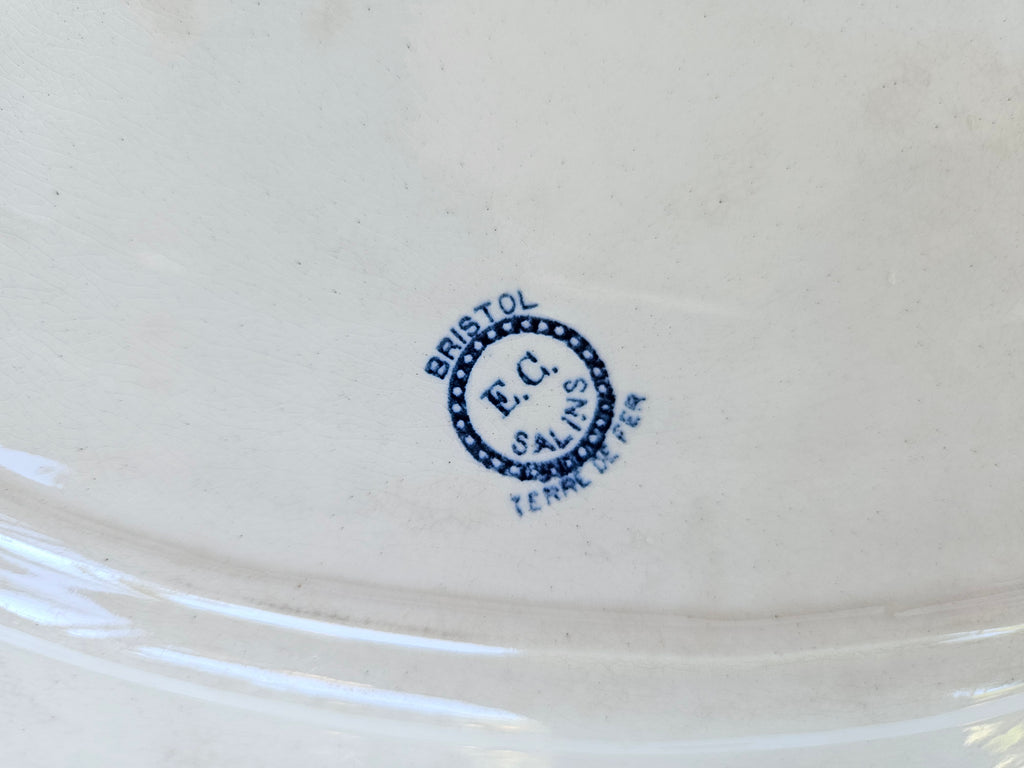 Grand plat ovale ancien E.C. Salins Bristol | Terre de fer française