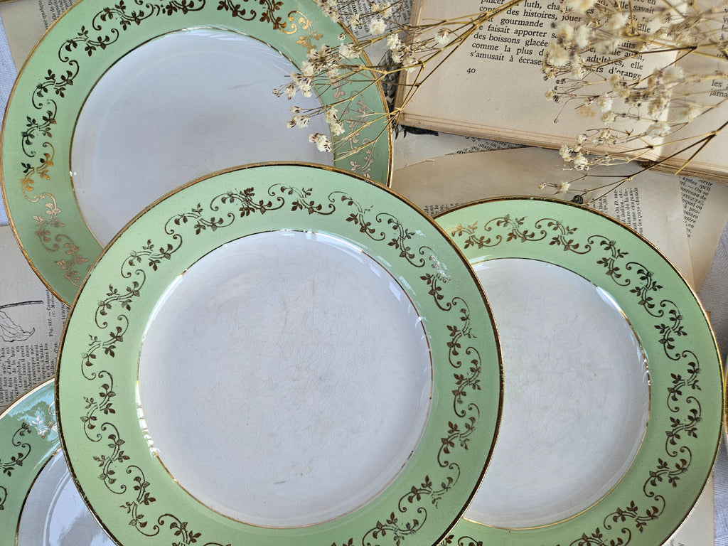 Assiette à dessert ancienne Amandinoise Poreylor 19 cm vert amande et dorure