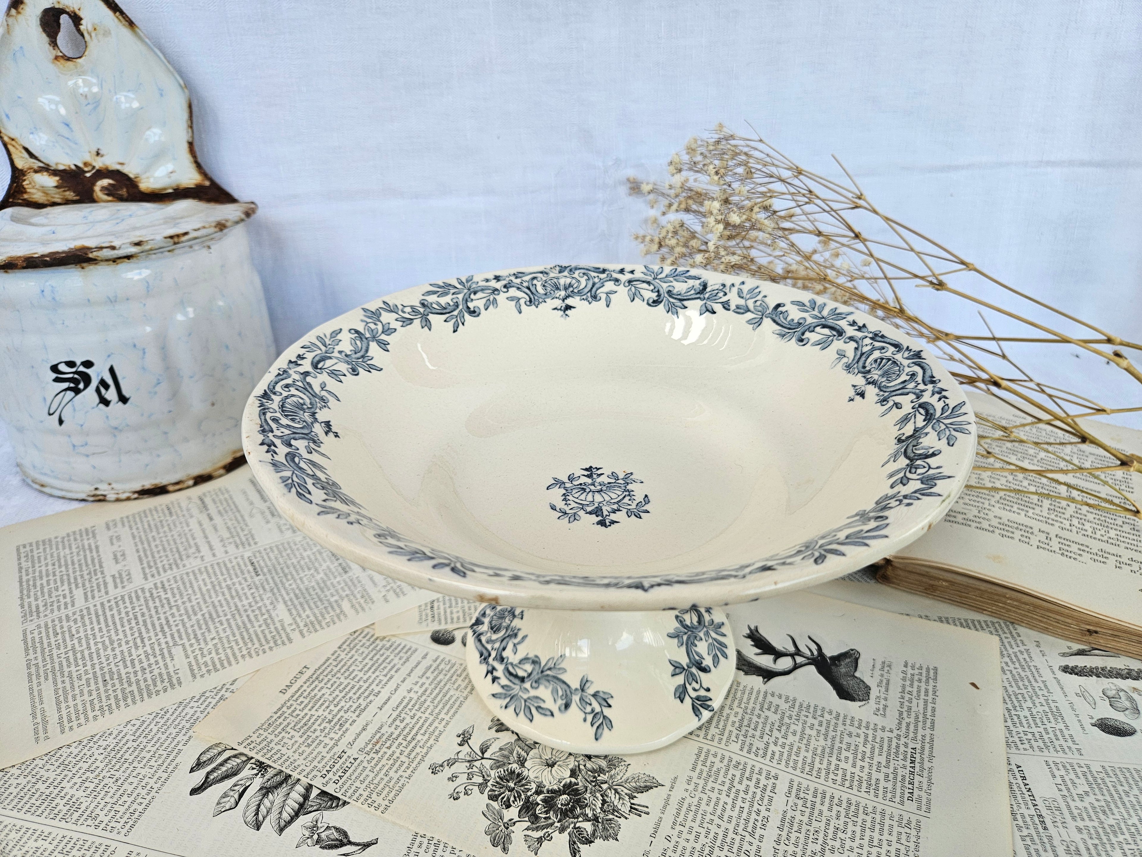 Coupe sur piédouche Longchamp ancienne bleue
