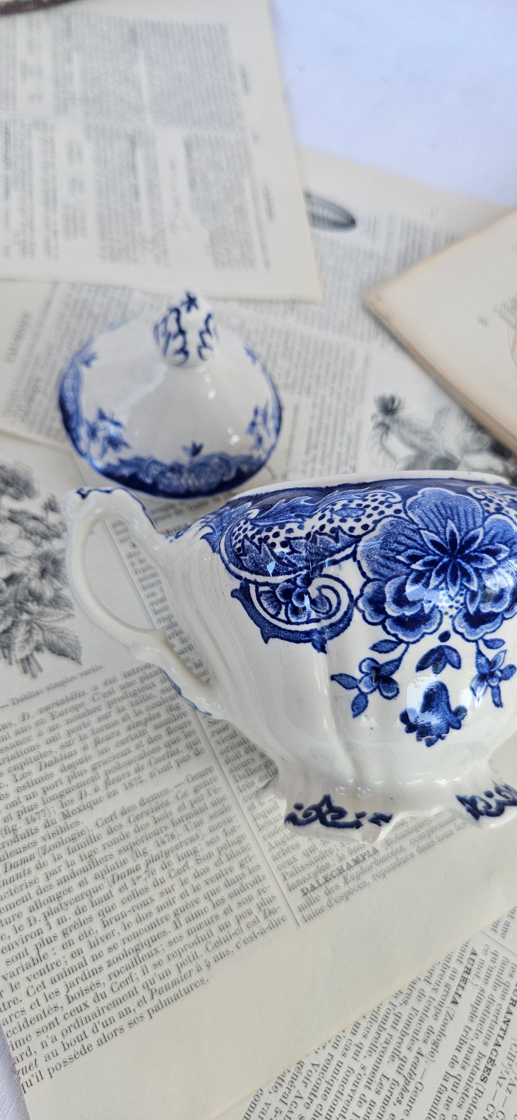 Sucrier ancien Boch Frères Keramis BFK Belgium bleu