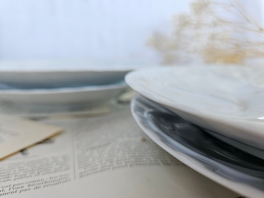 6 assiettes à huîtres Pillivuyt en porcelaine blanche