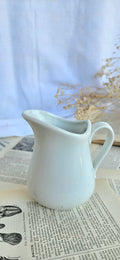 Pot à lait Chauvigny FD France en porcelaine blanche