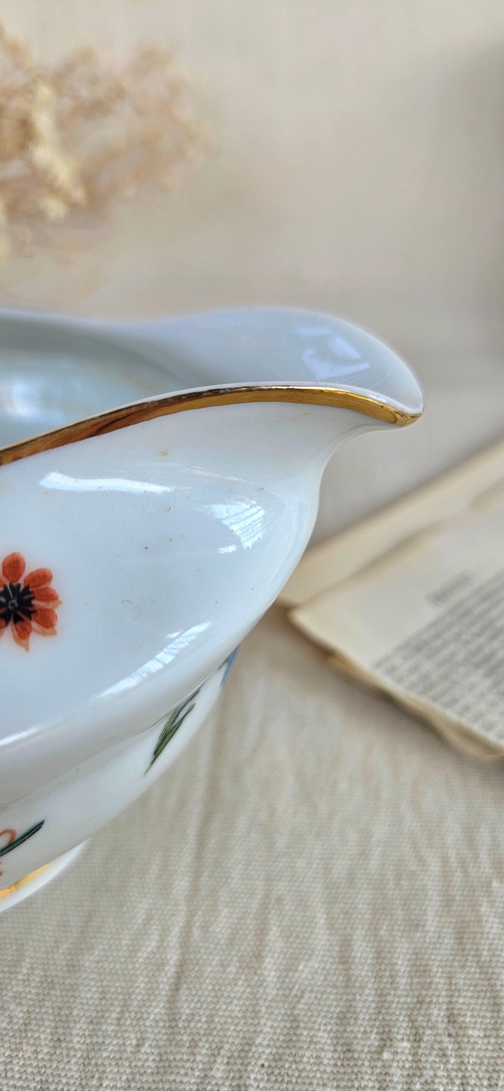 Saucière ancienne en porcelaine de Limoges A. Lanternier & Cie