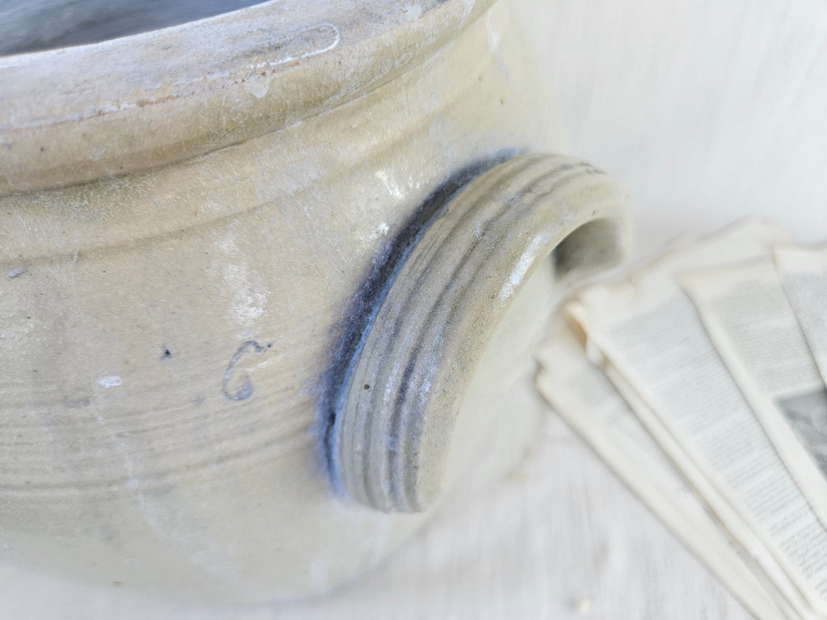 Pot à graisse en grès émaillé beige à anses 25 cm