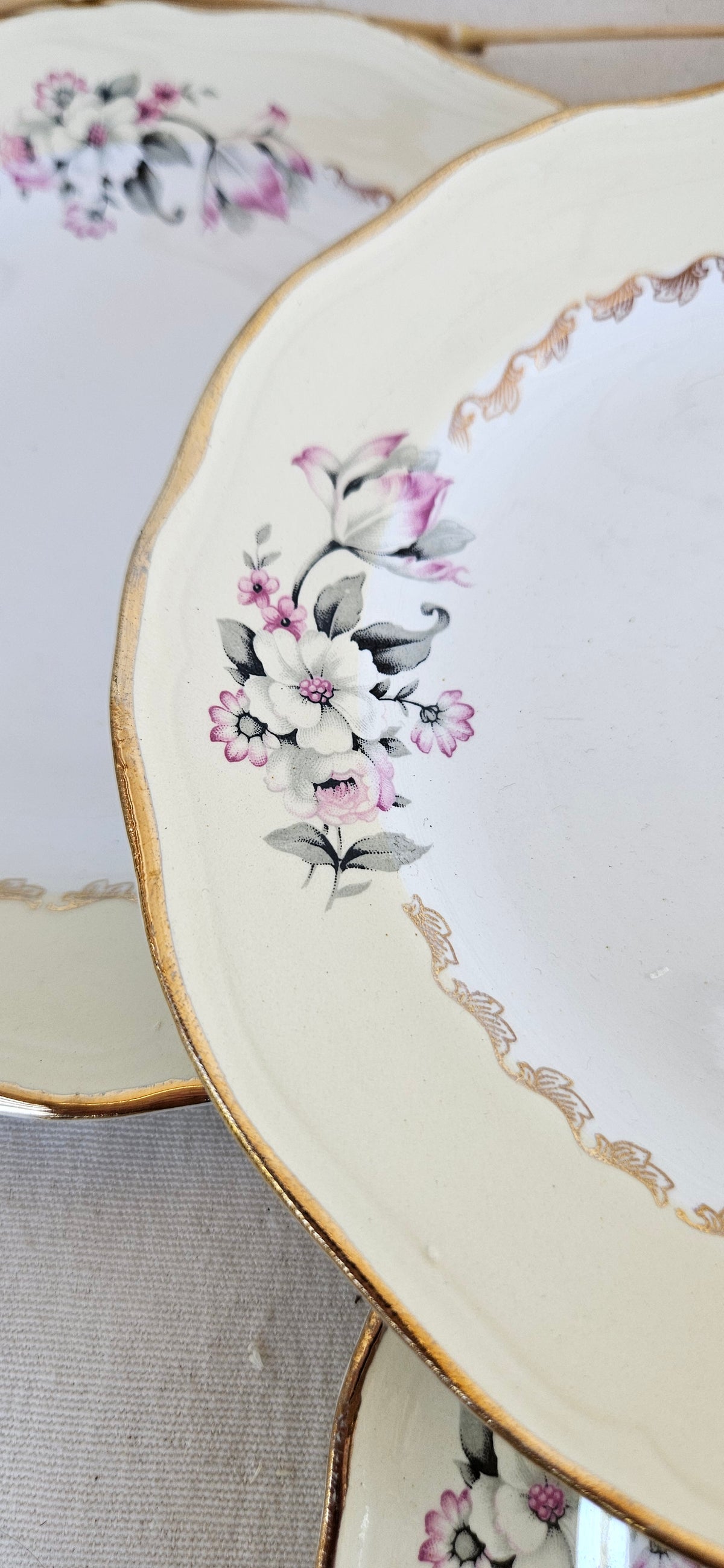 Assiette à dessert L’Amandinoise modèle Paola