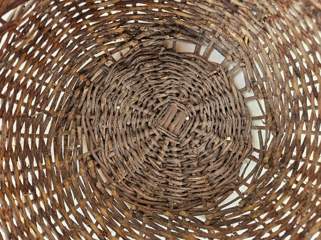 Panier ancien en osier tressé avec anse – Grande corbeille vintage de charme