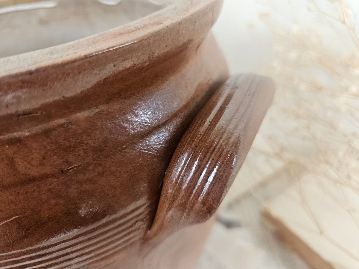 Ancien pot à graisse en grès brun à anses 19CM