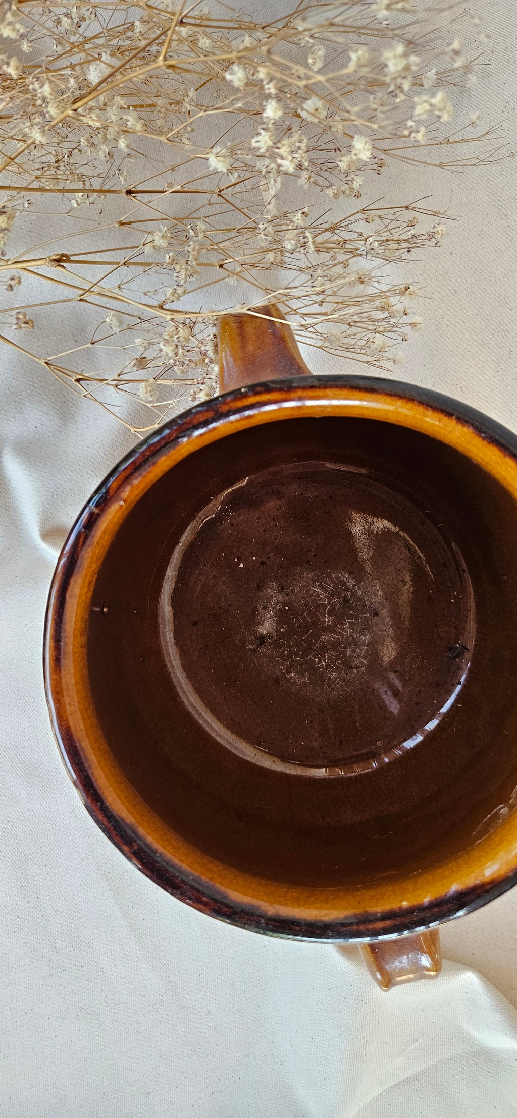 Pot en grès brun vernissé à deux anses