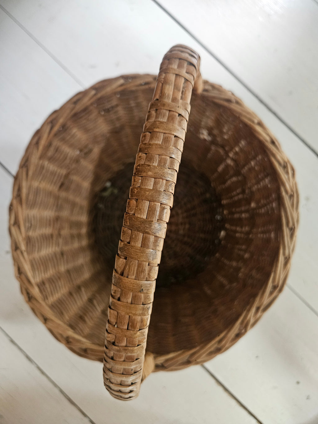 Ancien panier en osier tressé avec anse 40 cm