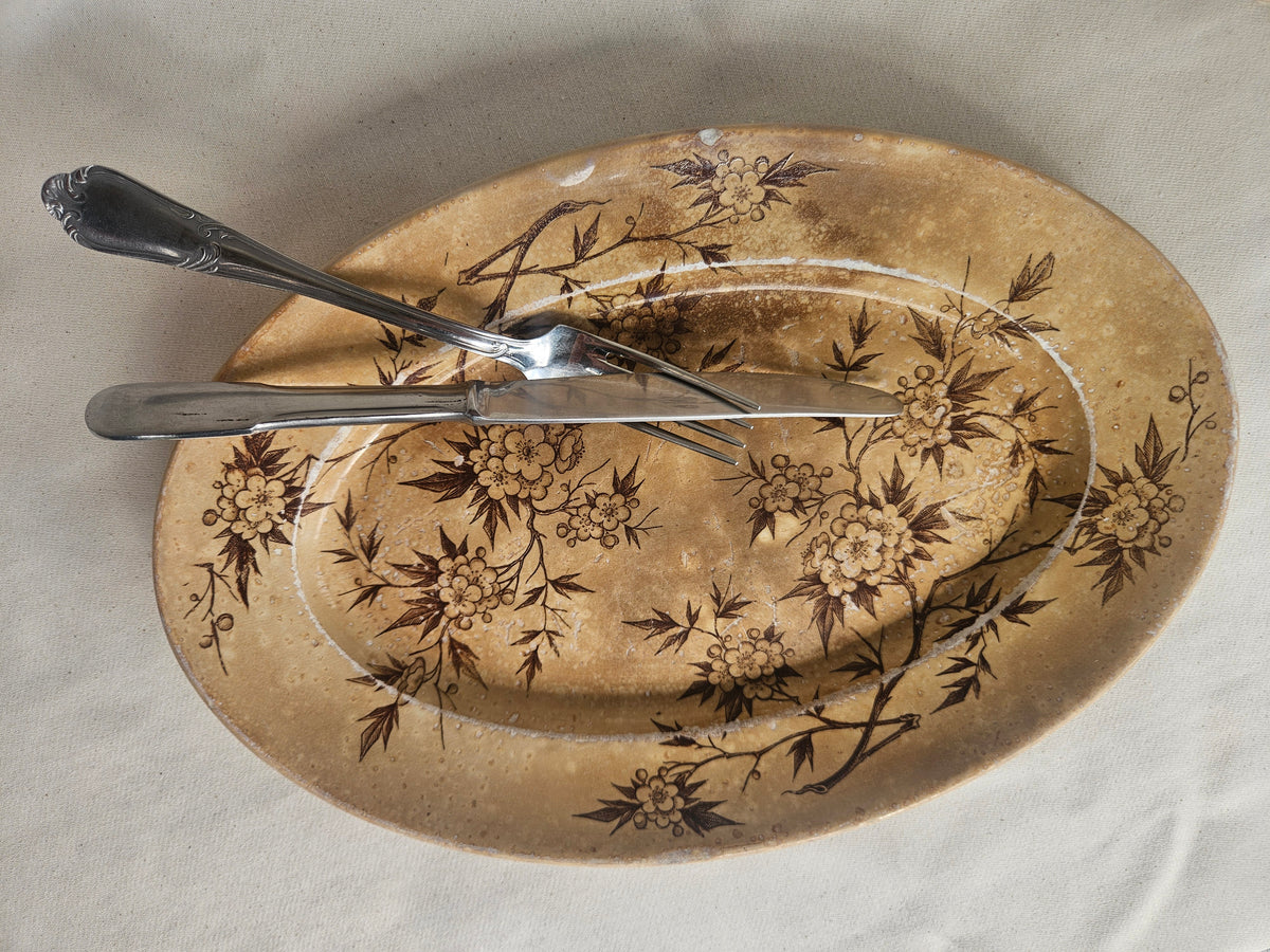 Ancien plat en faïence de Grigny