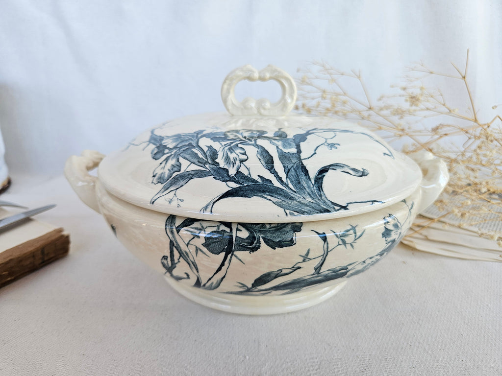 Soupière ancienne Gien Iris Terre de Fer