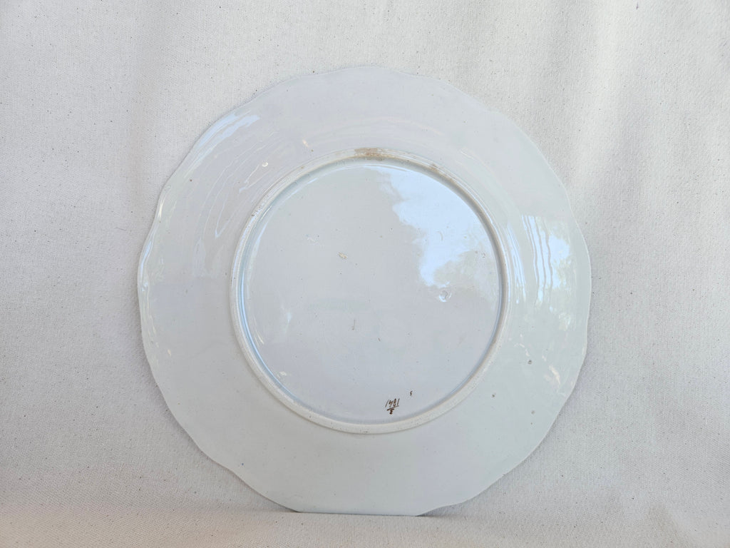 Assiette barbotine ancienne – Feuilles de vigne