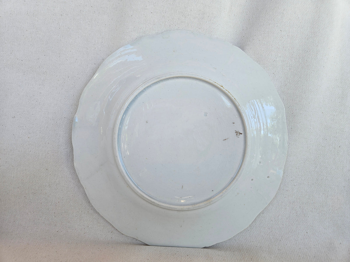 Assiette barbotine ancienne – Feuilles de vigne