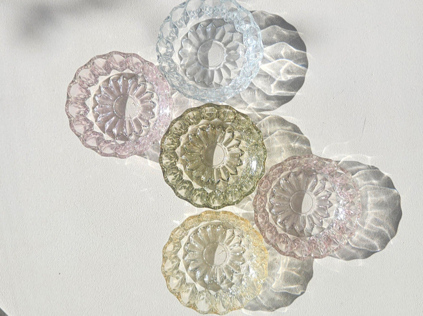 Lot de 5 coupelles vintage en verre coloré facetté